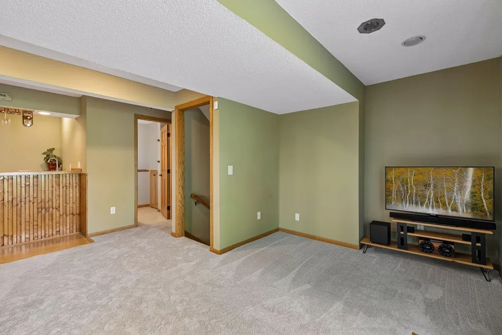4738 W Wind Trail, Eagan, MN 55122