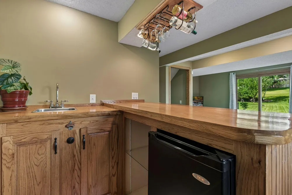 4738 W Wind Trail, Eagan, MN 55122