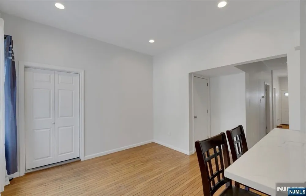 106 Broughton Ave, Bloomfield, NJ 07003