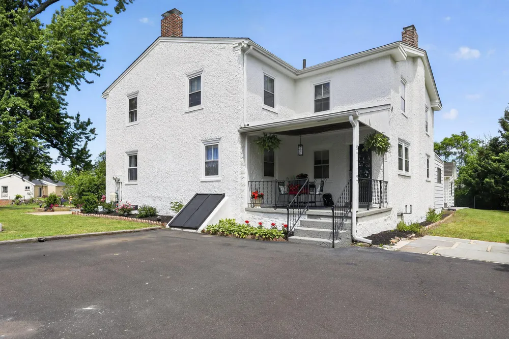 750 Loch Alsh Ave, Ambler, PA 19002