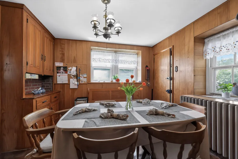 750 Loch Alsh Ave, Ambler, PA 19002