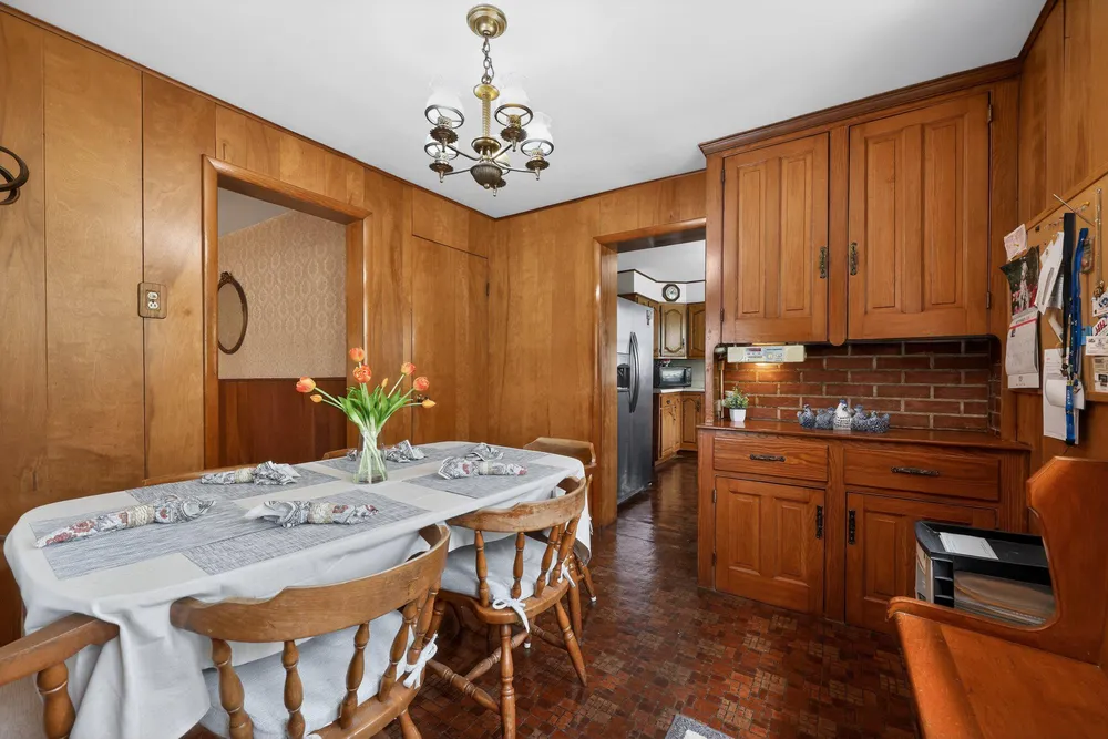750 Loch Alsh Ave, Ambler, PA 19002