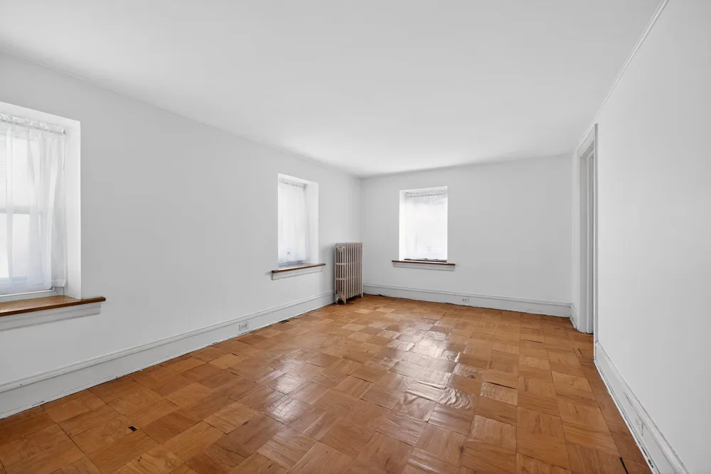 750 Loch Alsh Ave, Ambler, PA 19002