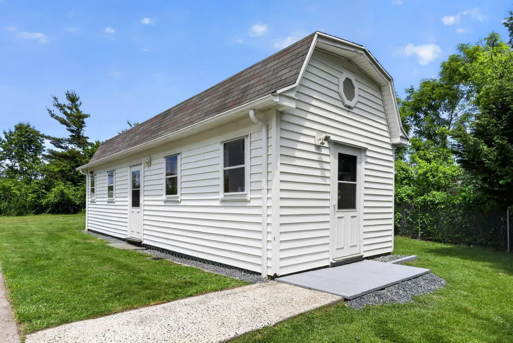 750 Loch Alsh Ave, Ambler, PA 19002