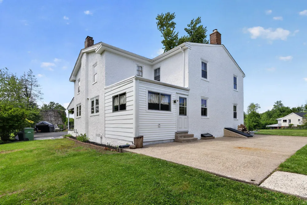 750 Loch Alsh Ave, Ambler, PA 19002