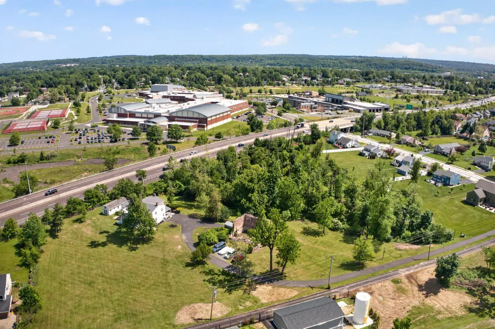 750 Loch Alsh Ave, Ambler, PA 19002
