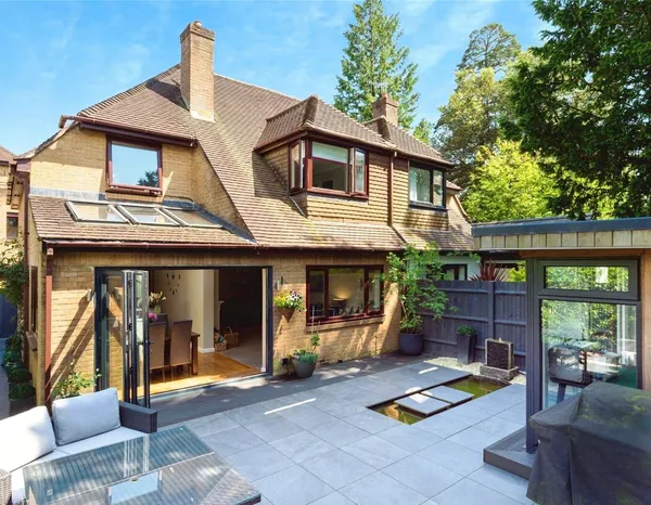 Sandrock Road, Tunbridge Wells, Kent,...