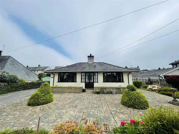 Minffordd Road, Penrhyndeudraeth, Gwy...