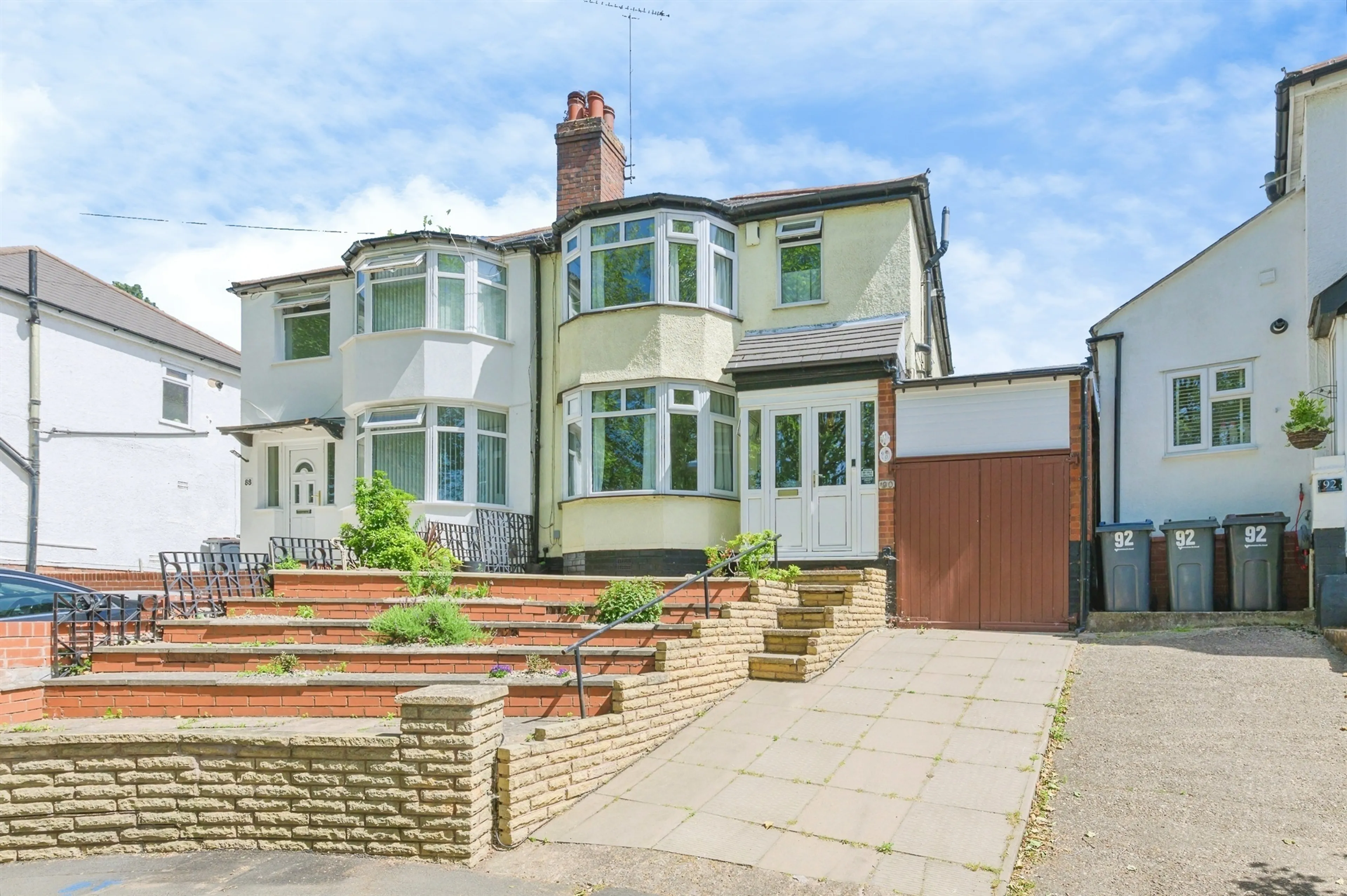 Property photo 0