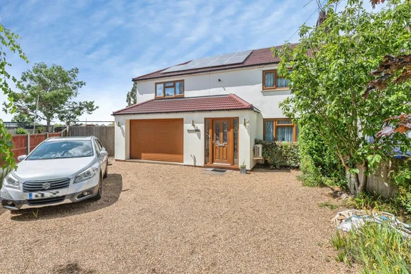 Templer Avenue, Grays, Essex, RM16, Essex