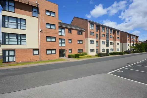 Lowbridge Court, L19 2JT