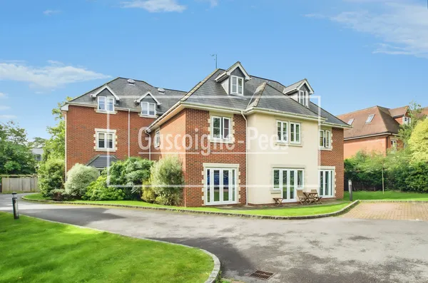 Wray Park Road, Reigate