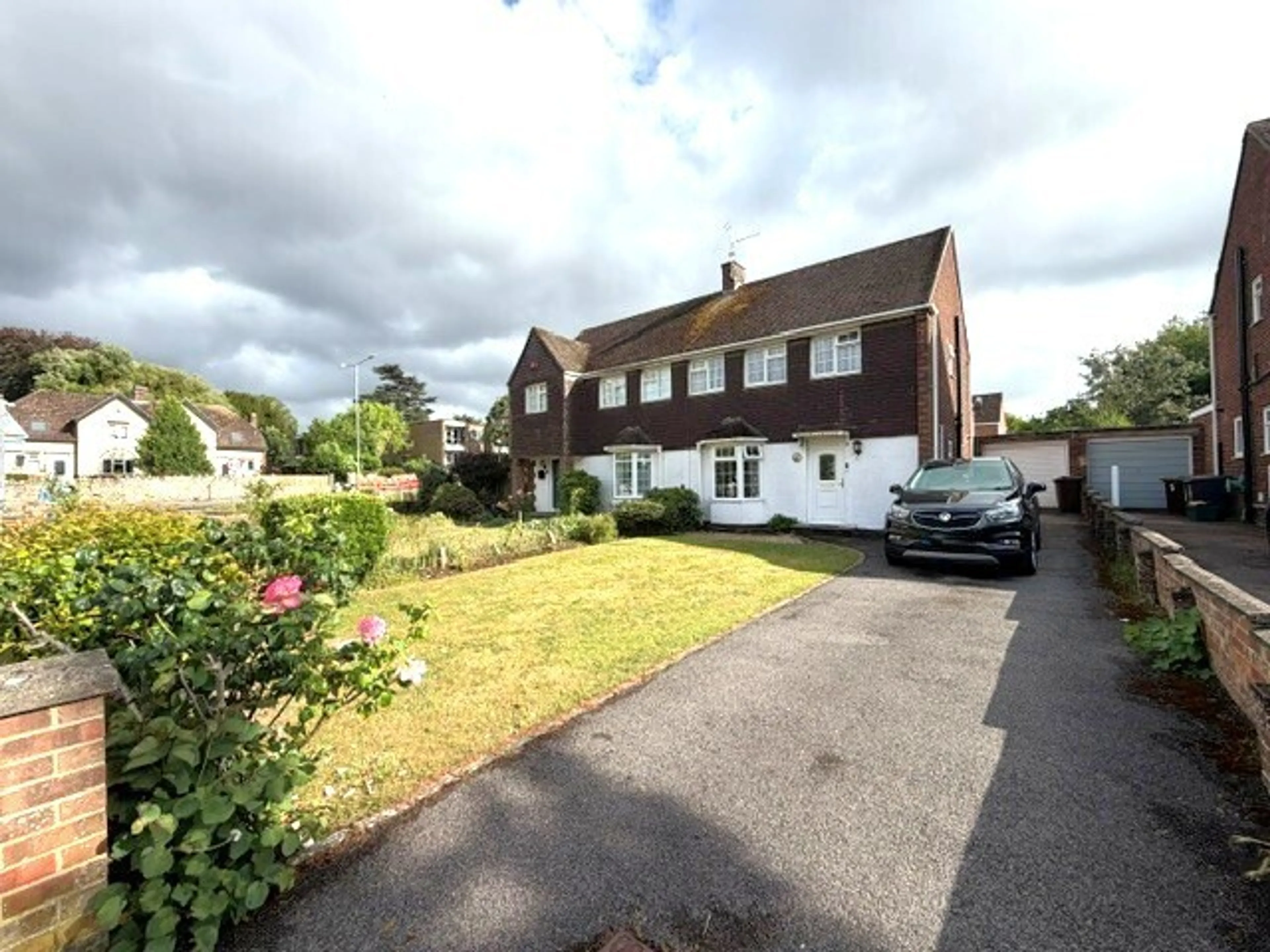 Property photo 0