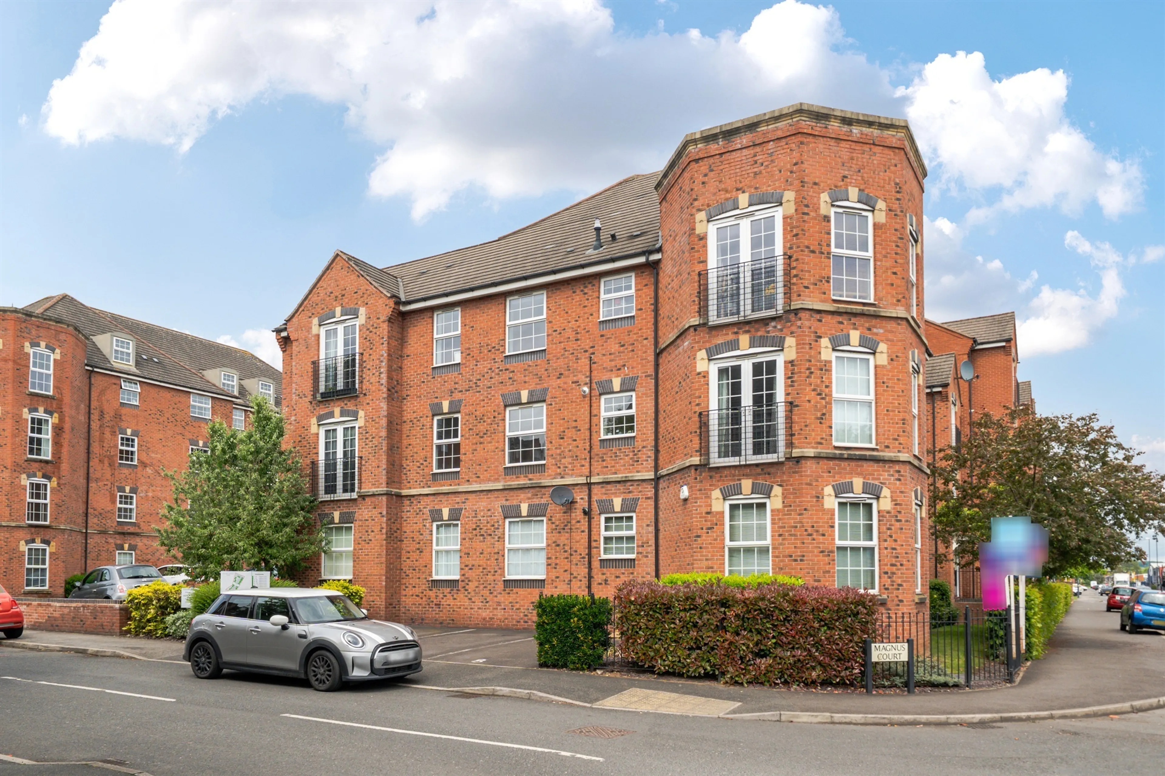 Property photo 0