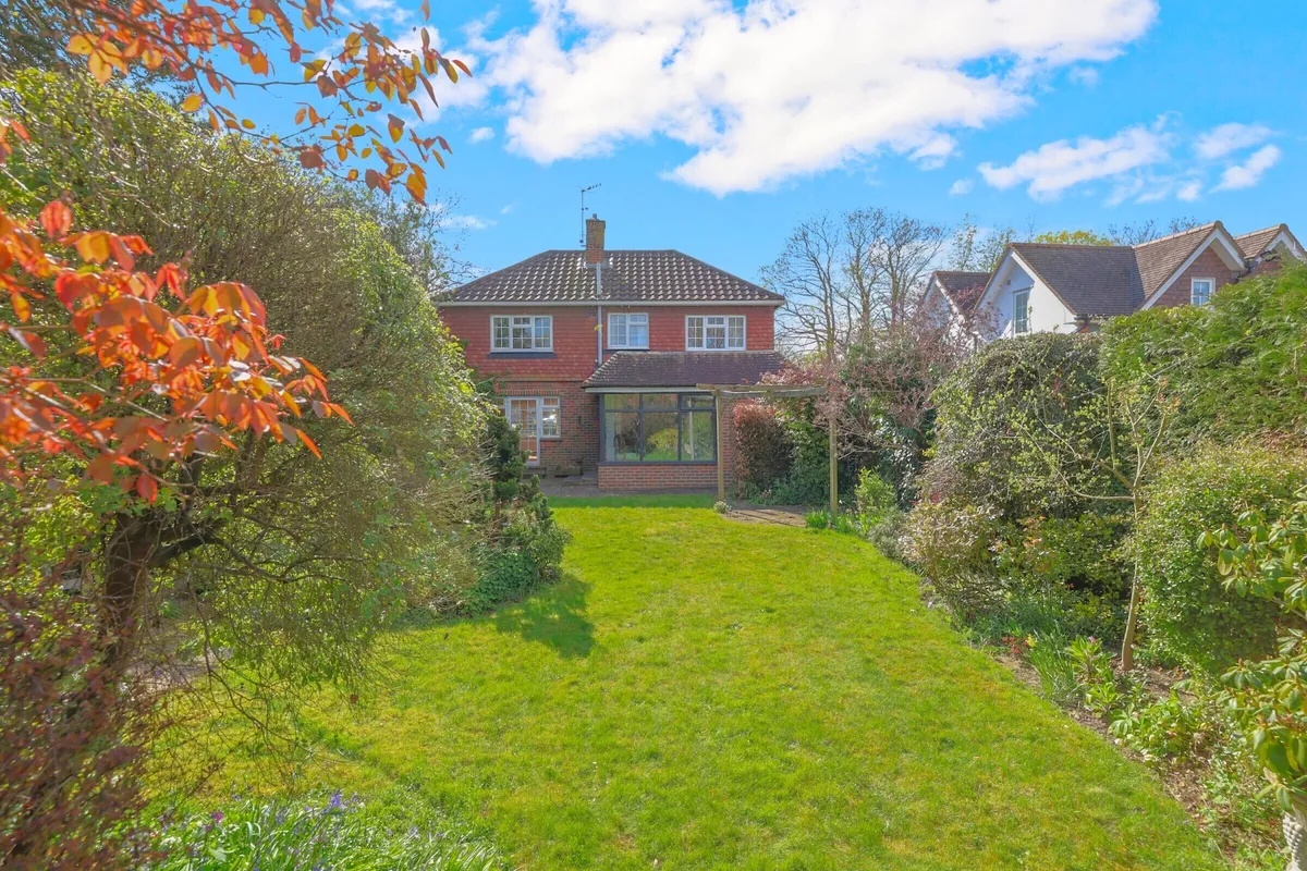 Woodroyd Avenue, Horley, Surrey, RH6