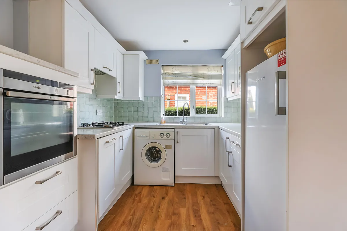 Woodroyd Avenue, Horley, Surrey, RH6