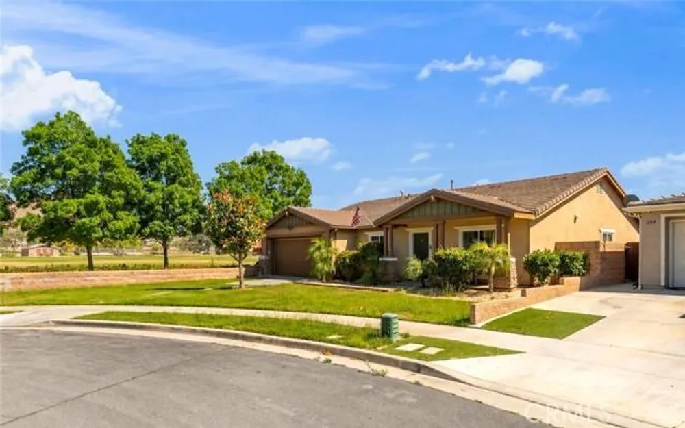 279 Alverstone St, Hemet, CA 92543