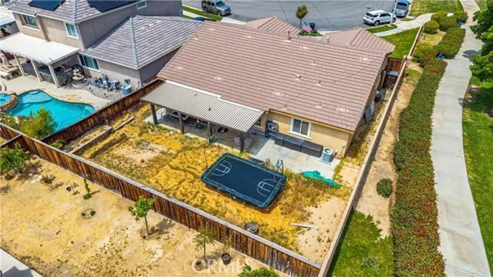 279 Alverstone St, Hemet, CA 92543