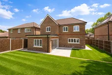 Silver Birches, Shelvers Way, Tadworth, KT20 photo 17