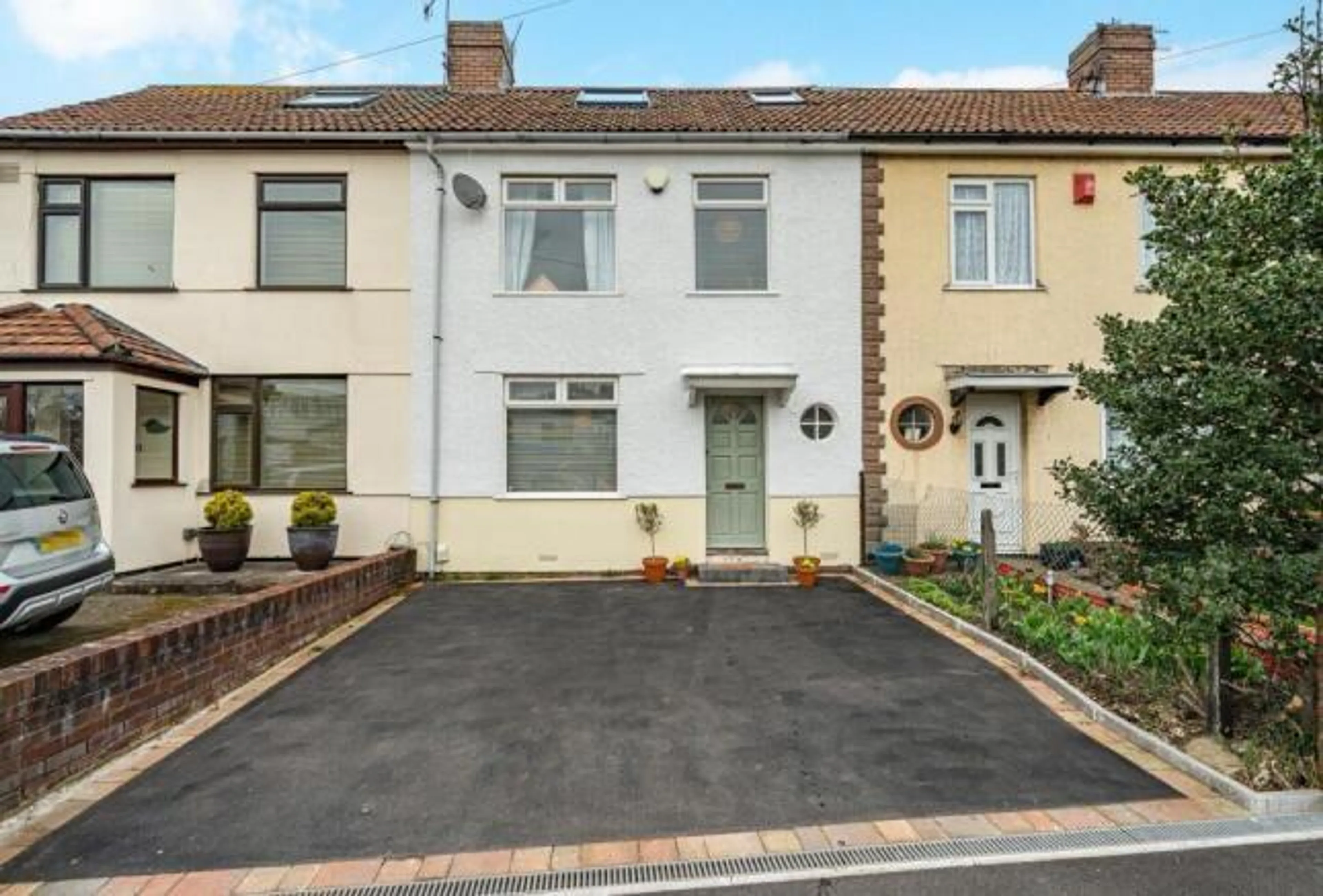 Property photo 0