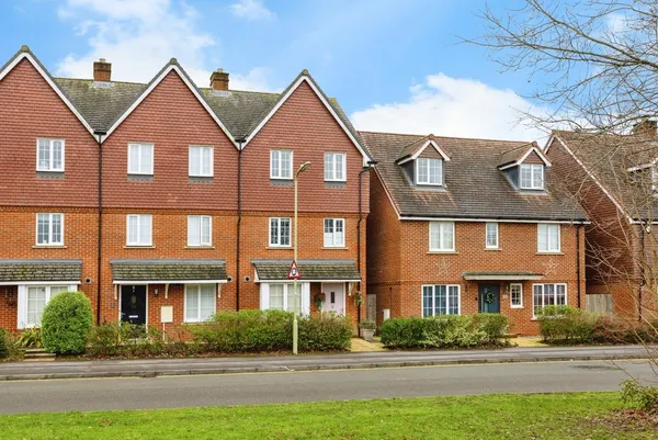Canada Way, Liphook, Hampshire, GU30