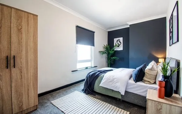 Room 5, Wood Street, Castleford