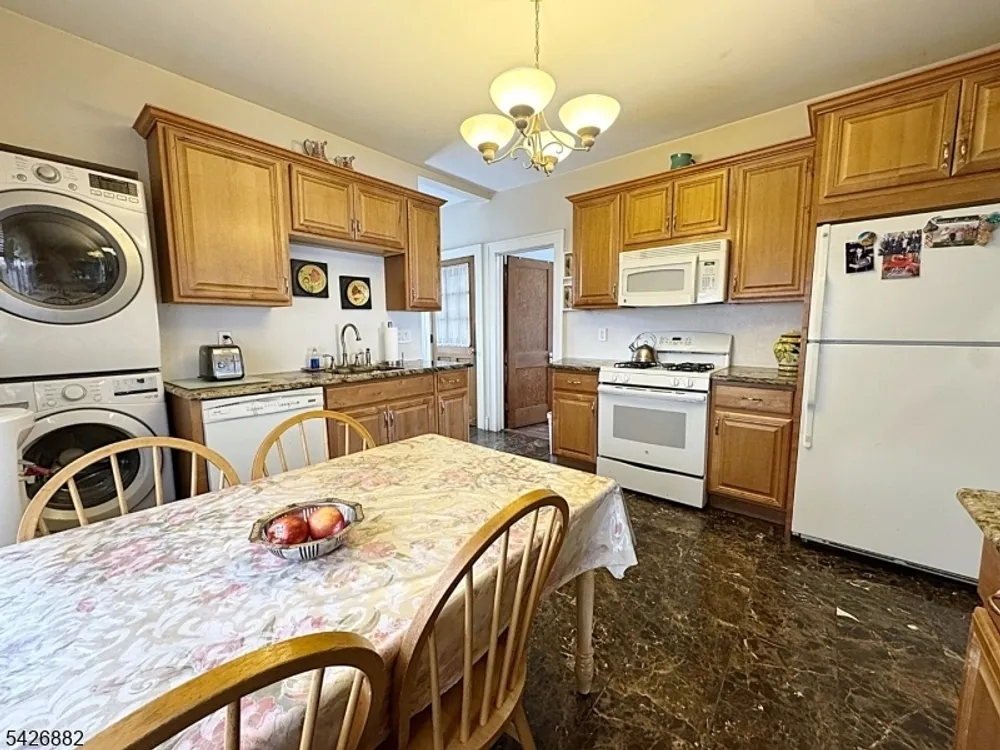 84 Saint Marys Pl, Nutley, NJ 07110