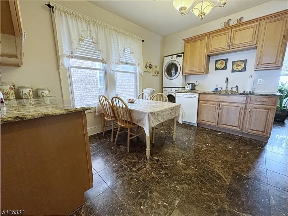 84 Saint Marys Pl, Nutley, NJ 07110