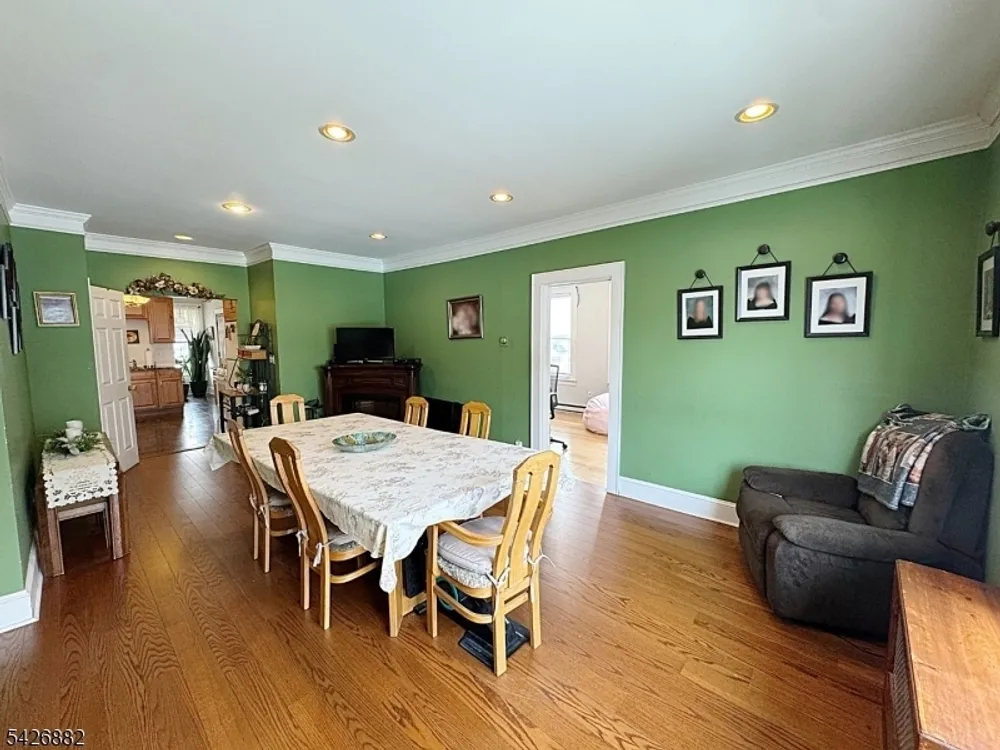 84 Saint Marys Pl, Nutley, NJ 07110