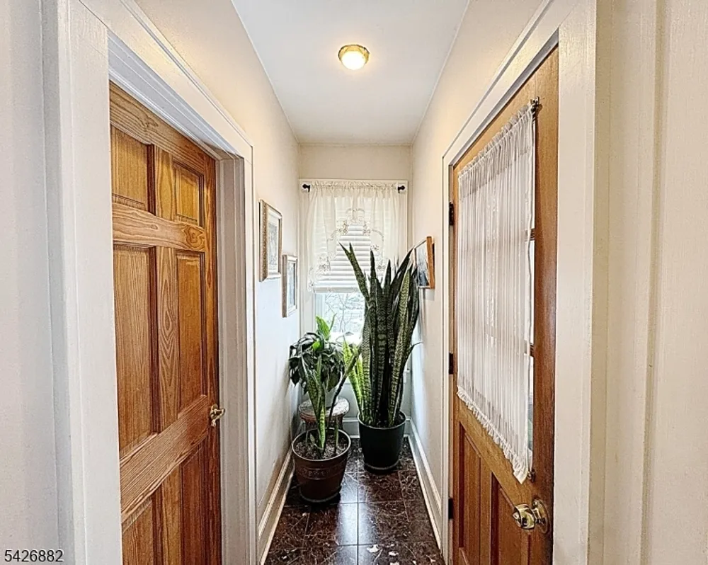 84 Saint Marys Pl, Nutley, NJ 07110