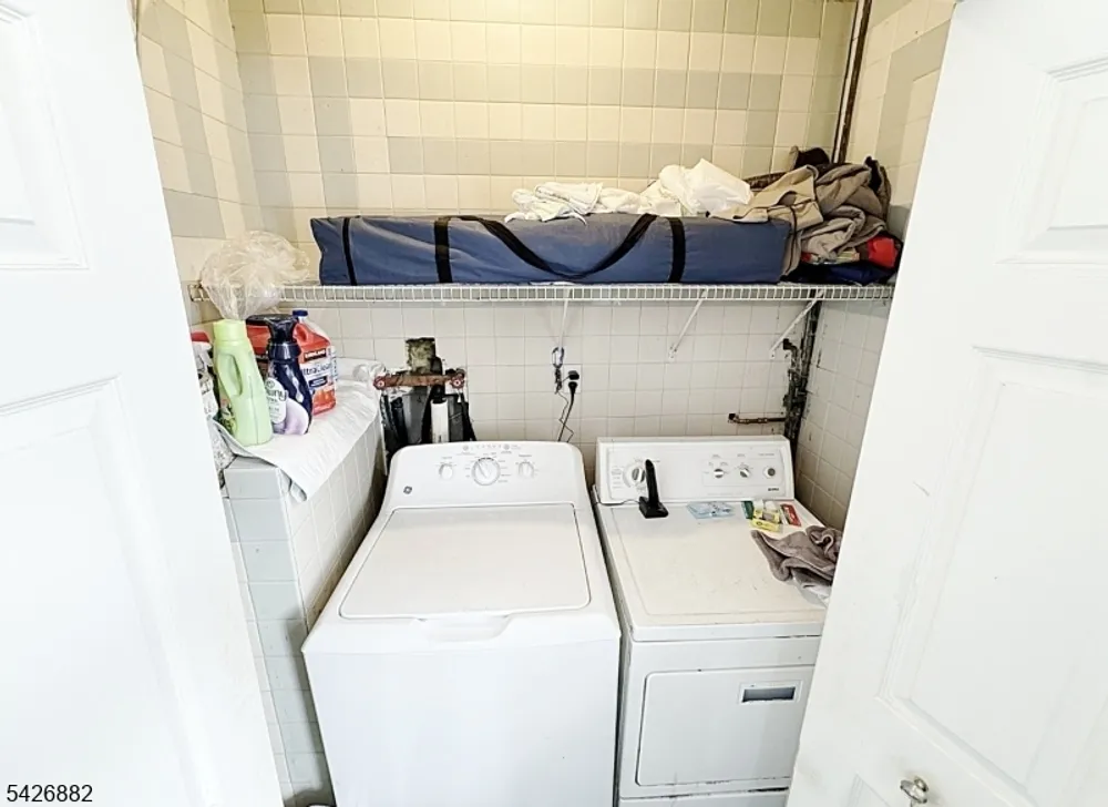 84 Saint Marys Pl, Nutley, NJ 07110