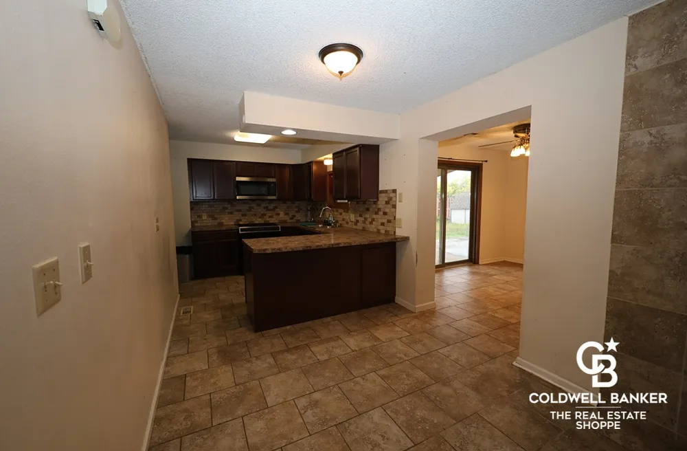 1524 Harvest Ln, Garden City, KS 67846