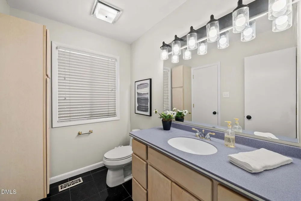 4501 Wingate Dr, Raleigh, NC 27609