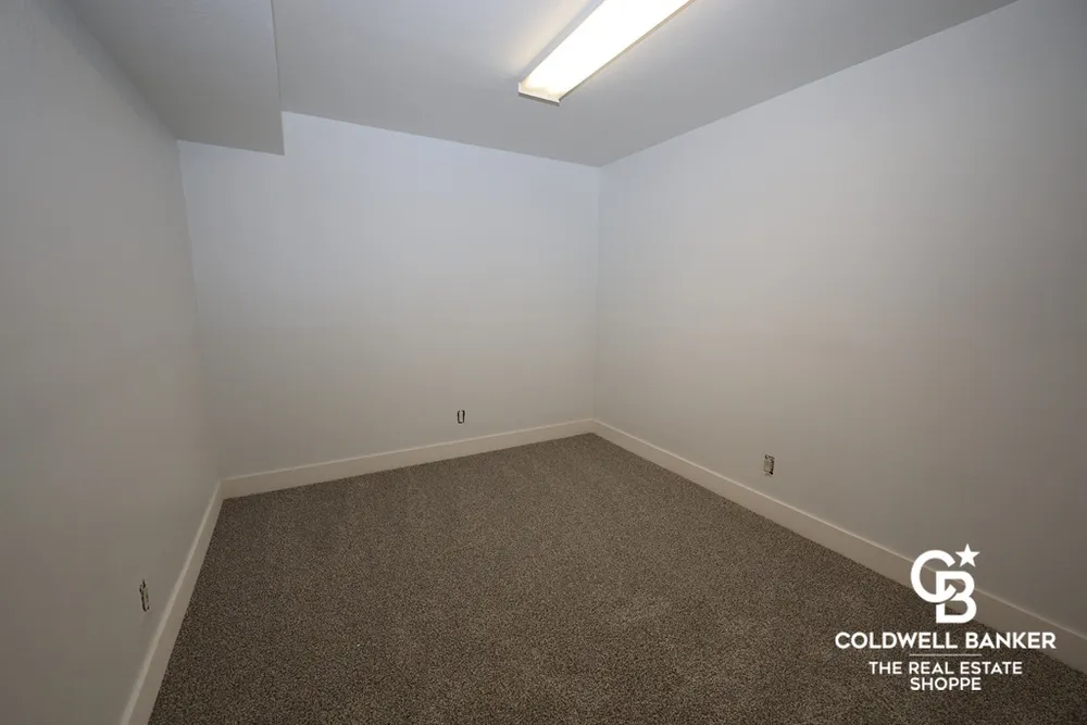 1524 Harvest Ln, Garden City, KS 67846