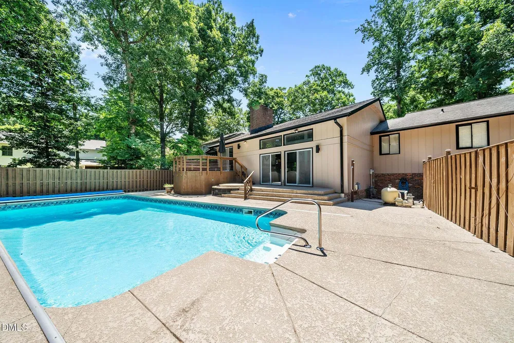 4501 Wingate Dr, Raleigh, NC 27609