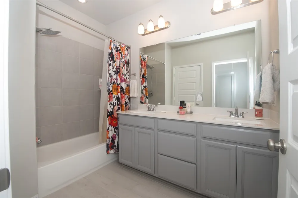 1523 Parkland Oak Dr, Houston, TX 77084