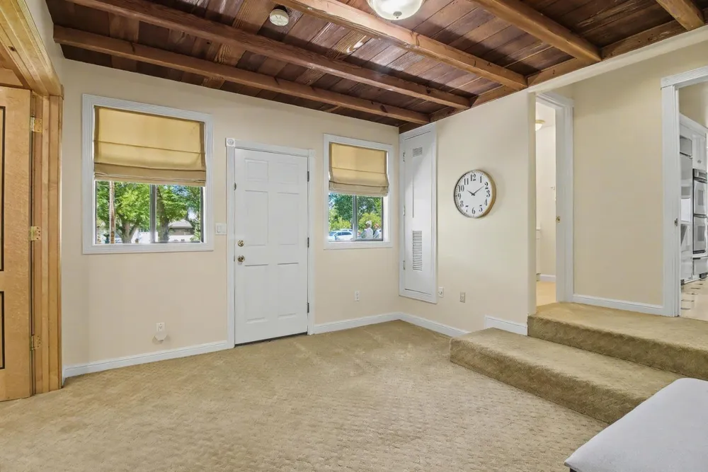4320 Rand Ln, Sacramento, CA 95864