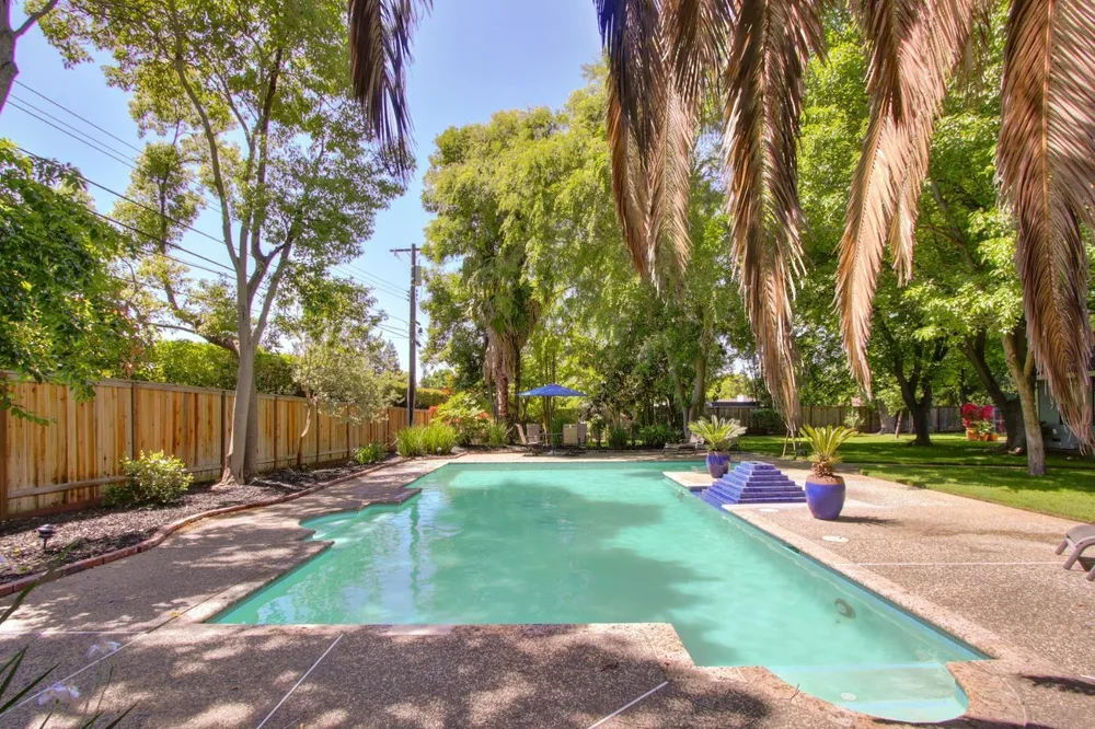 4320 Rand Ln, Sacramento, CA 95864
