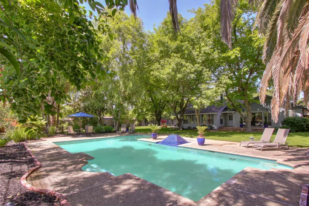 4320 Rand Ln, Sacramento, CA 95864