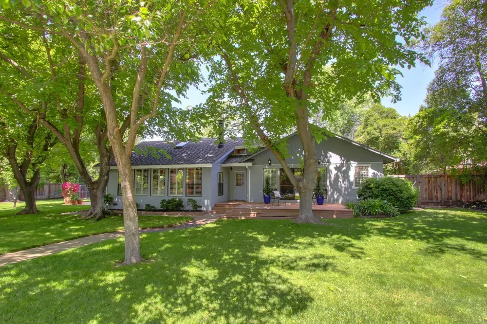 4320 Rand Ln, Sacramento, CA 95864
