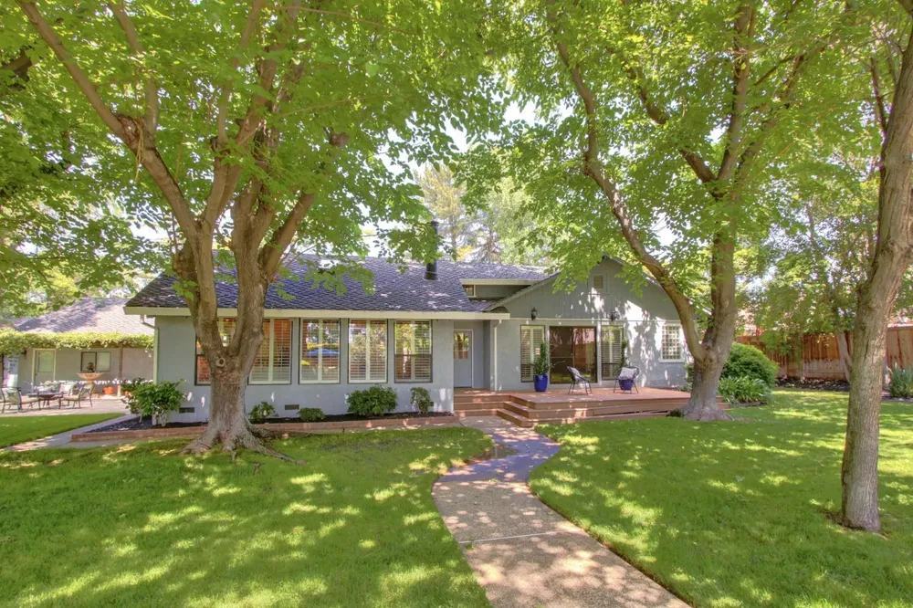 4320 Rand Ln, Sacramento, CA 95864