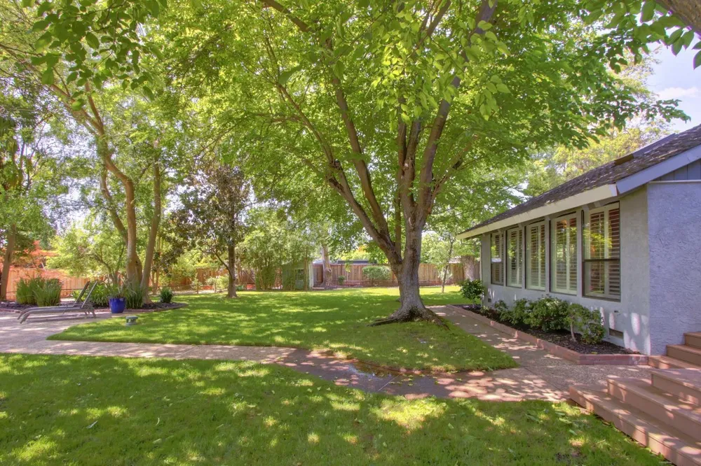 4320 Rand Ln, Sacramento, CA 95864