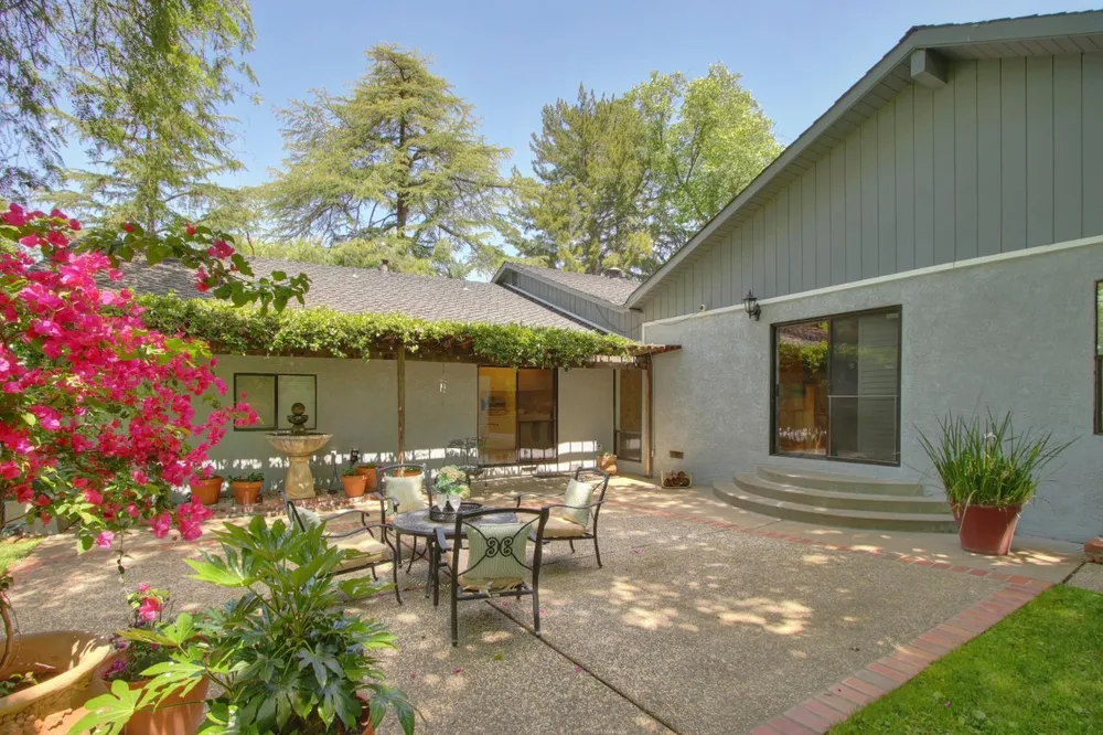 4320 Rand Ln, Sacramento, CA 95864