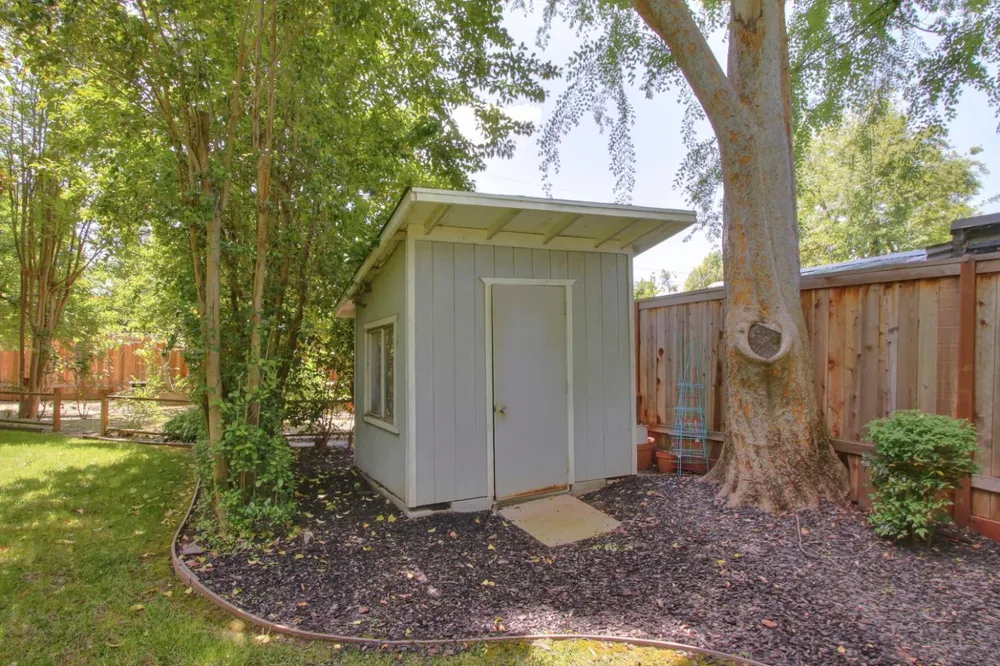 4320 Rand Ln, Sacramento, CA 95864