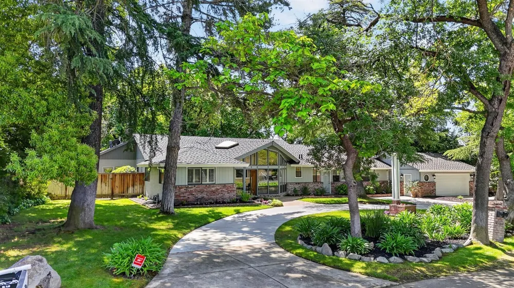 4320 Rand Ln, Sacramento, CA 95864