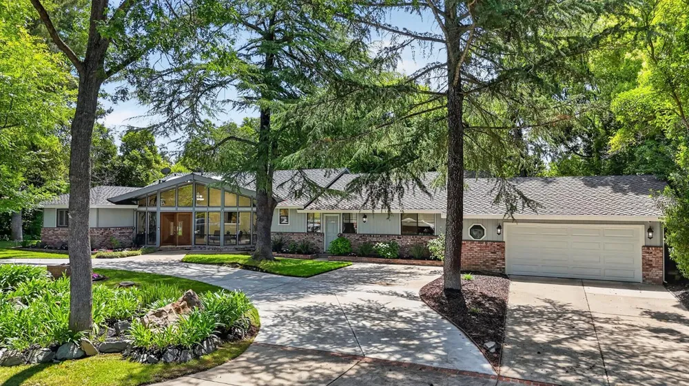 4320 Rand Ln, Sacramento, CA 95864