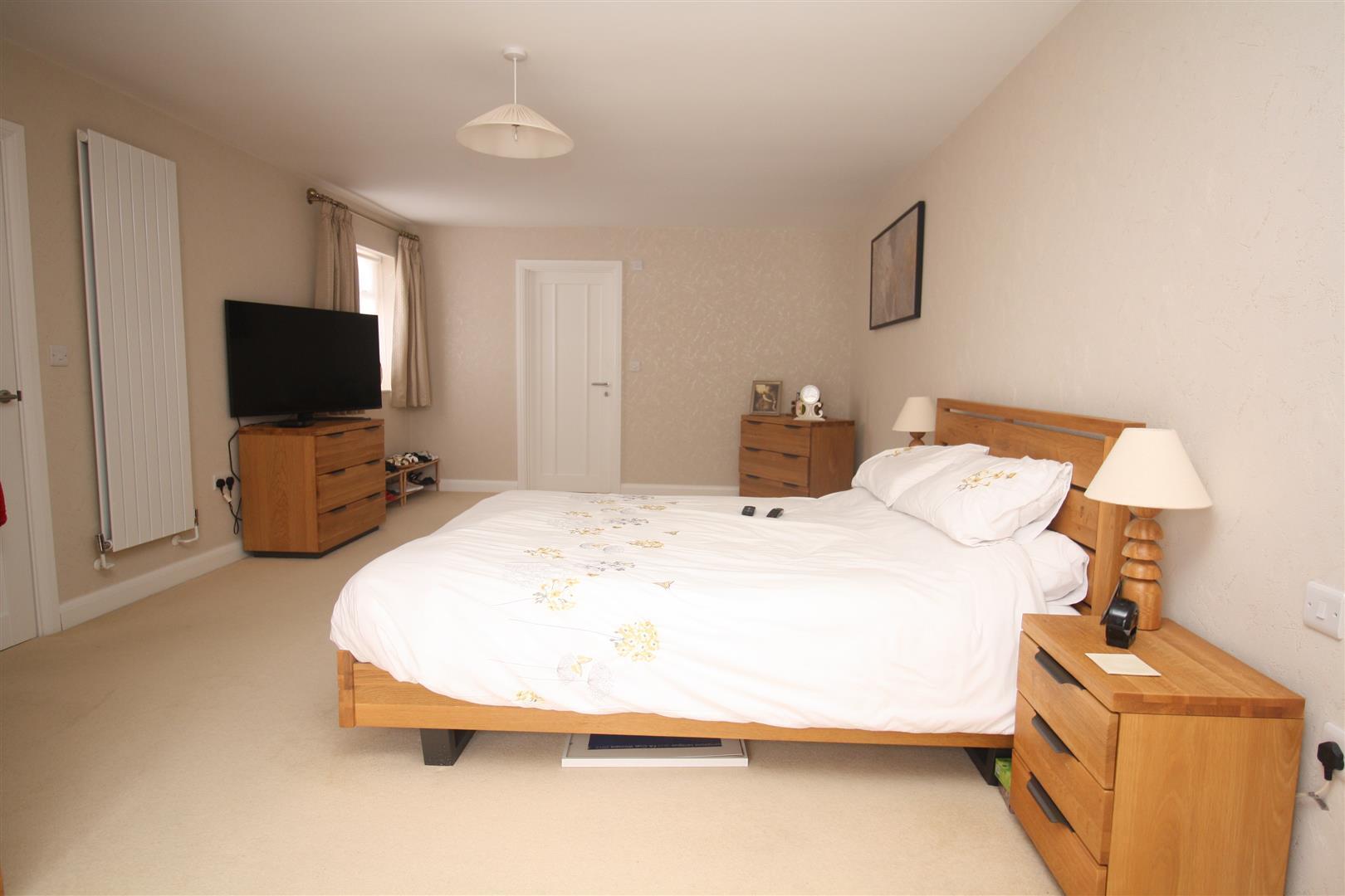 Formby Close, Bletchley, Milton Keynes Image 11