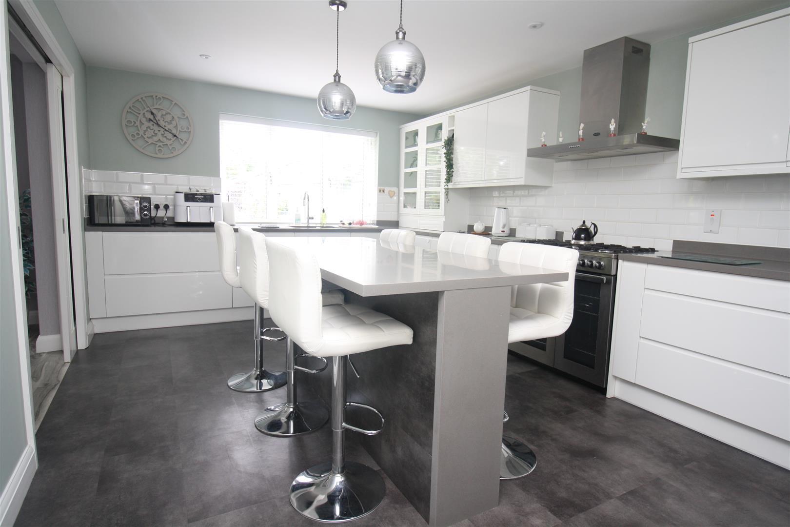 Formby Close, Bletchley, Milton Keynes Image 4