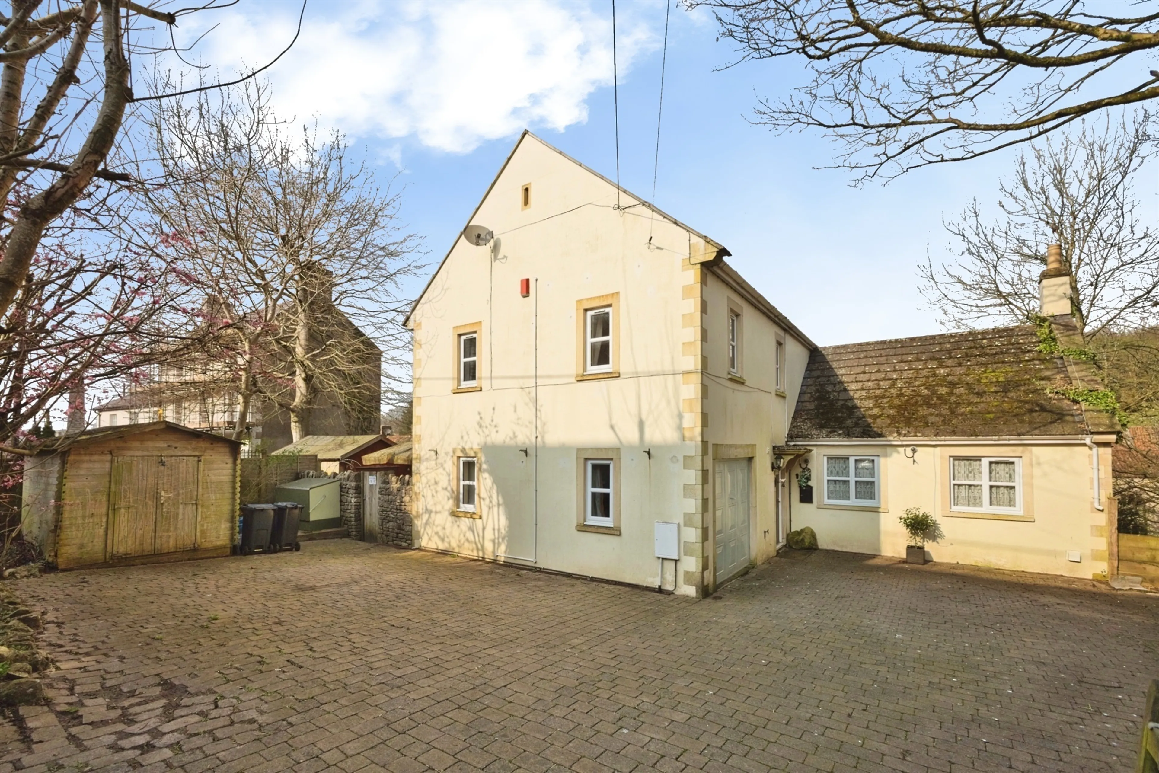 Property at Cornhill, SHEPTON MALLET
