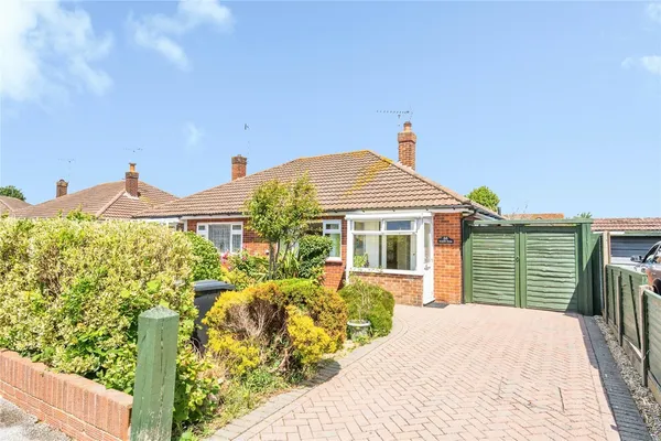 Greenwood Avenue, West Sussex, PO22